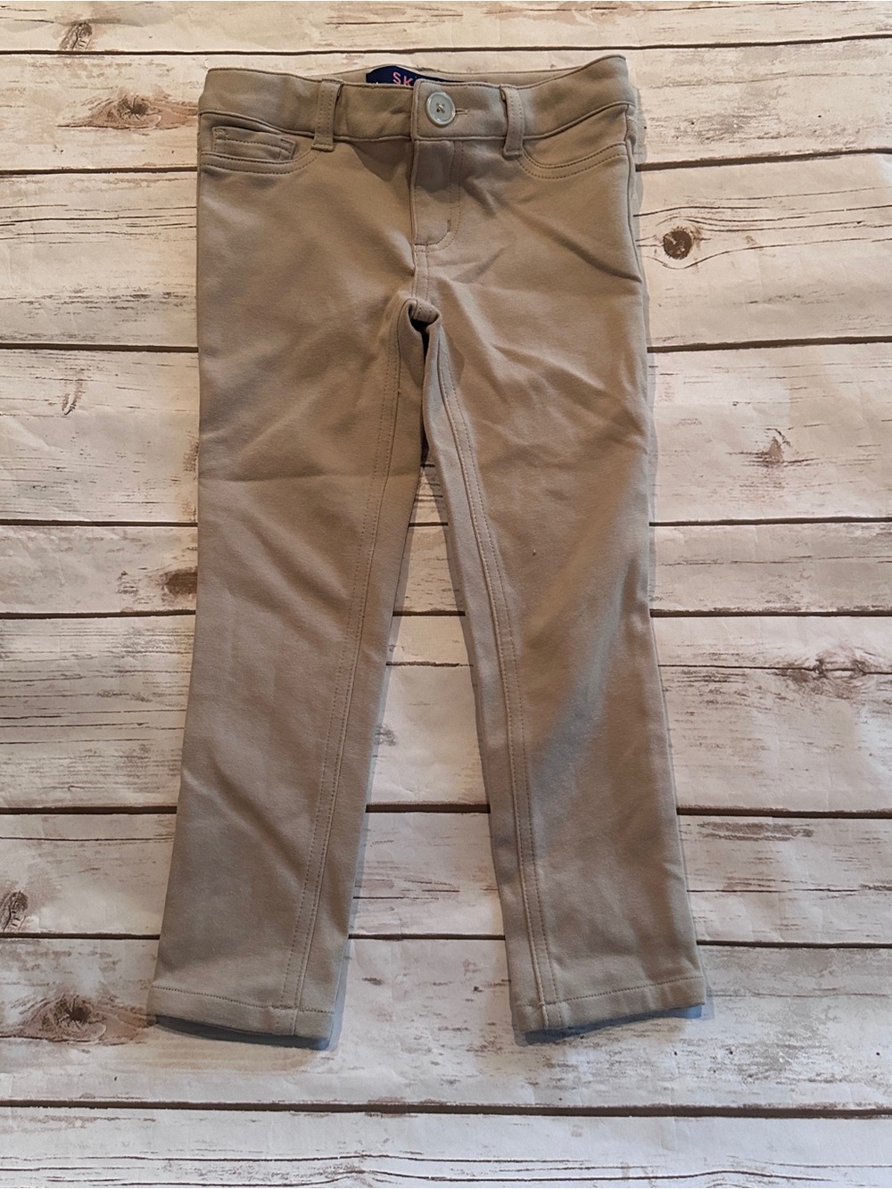 French Toast Skinny Pants
Size 5 khaki vguc